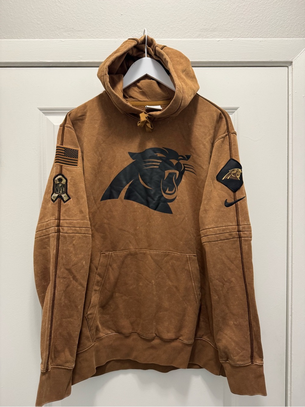 Nike Carolina Panthers 2023 Salute to Service Sideline Team Hoodie